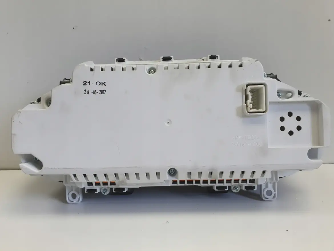 77120a290dfb12078ec880e4a1972990