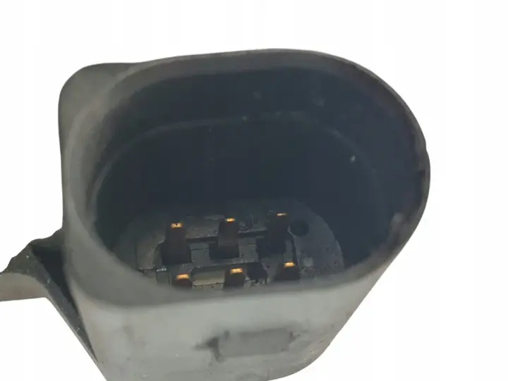 ec64711ee3bc7cafc8e0499ce53ac521