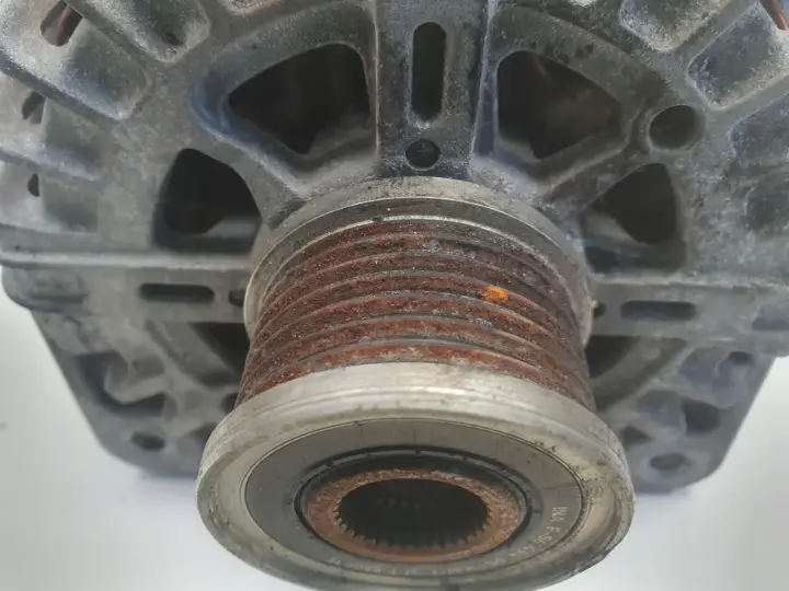 7cb670669f15f761431c392b3b870d37