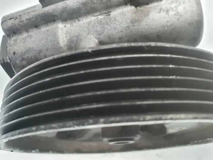bb77e299fc658cb016249c37ba04908d