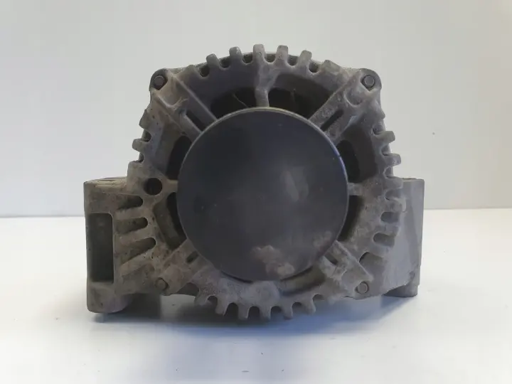 e7847cc786e85cb3341943bc7157611a