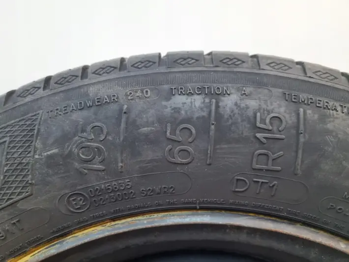 40751e32b668ef3132cbf4401e3478f8