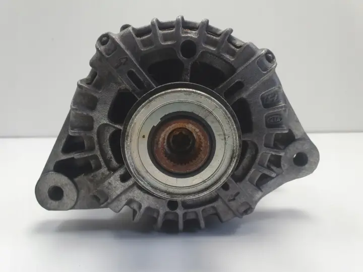 bb1da8850e17fcab6c65ab4e3631460d