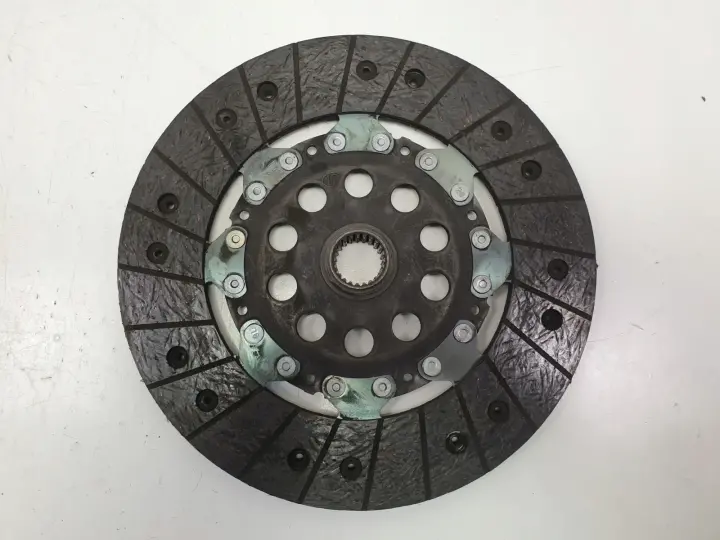 7939b9e52b92e8914e8b22ec58ccec5a