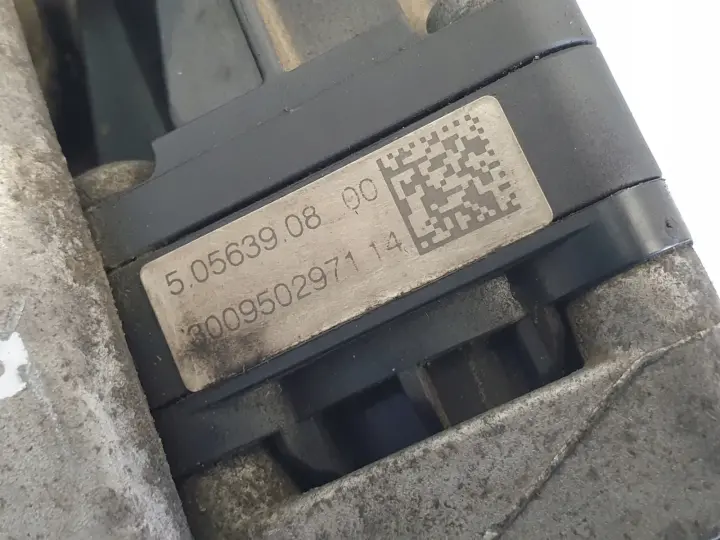 11b6767f9e5f50e1d2259c7688d56152