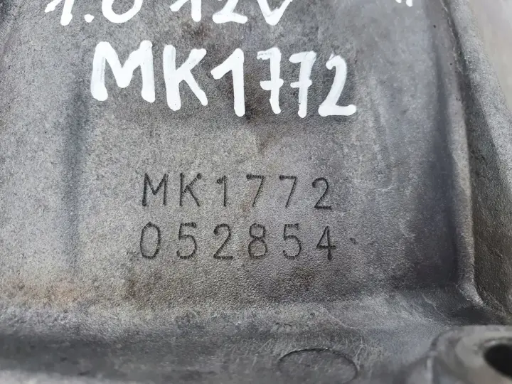 2658480b922cff1f8244e88536f6ec85