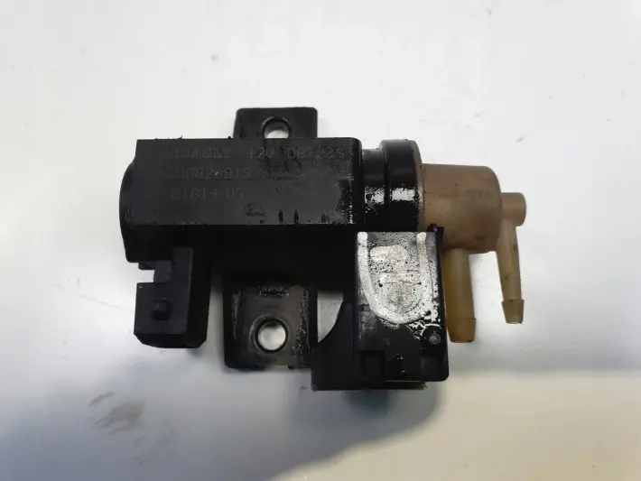 e059309ce6ccbb372a60cc2b8b263d5b