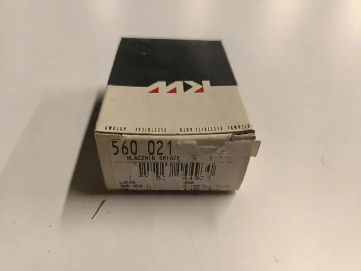 9491094cbc7a72fc4df42fa528862ea9.jpg