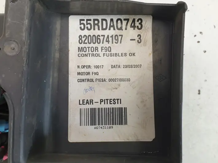 71d86059140164dc0d882736ec43c5ef