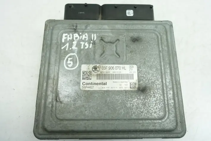 c7579e87690826afd03aee30f9c3c71e