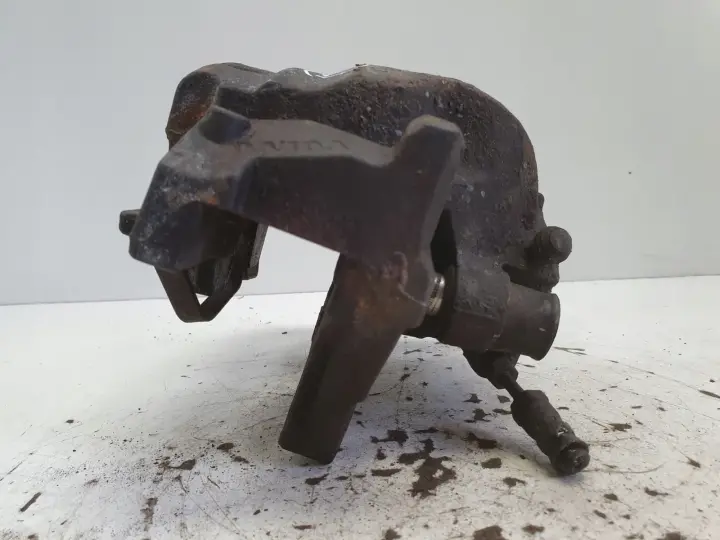 819f22d6dfe71a6d45d51854203c6bc1.jpg