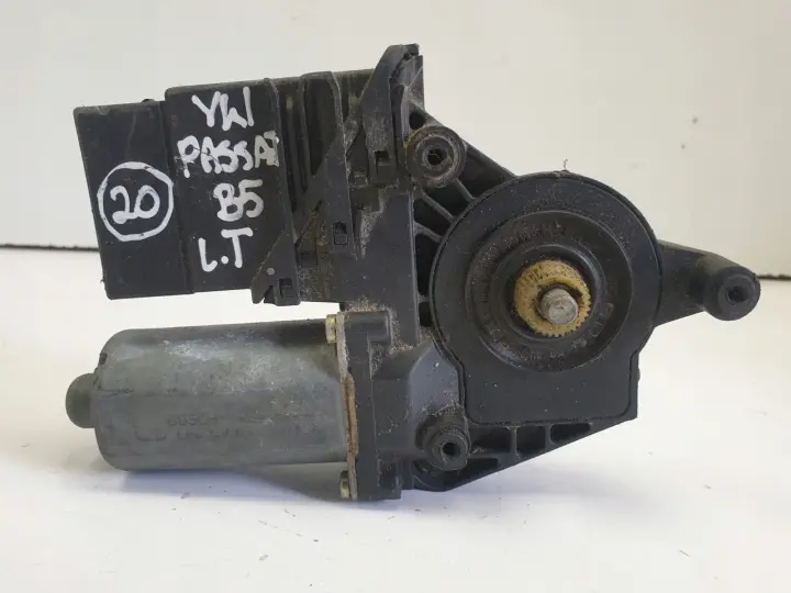 ef95f613c5ddf226eae2f50b9a34e9a2.jpg