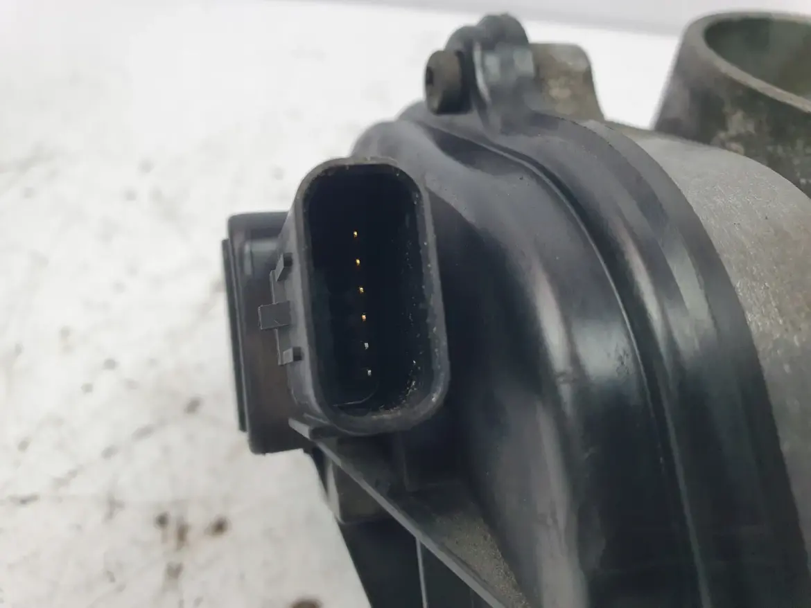 de1015138b738ccdfc9852cf3490ed09
