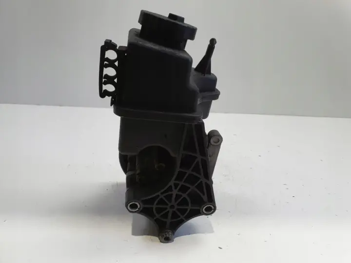 9e3774965548468e8cc5971d452f4ac7