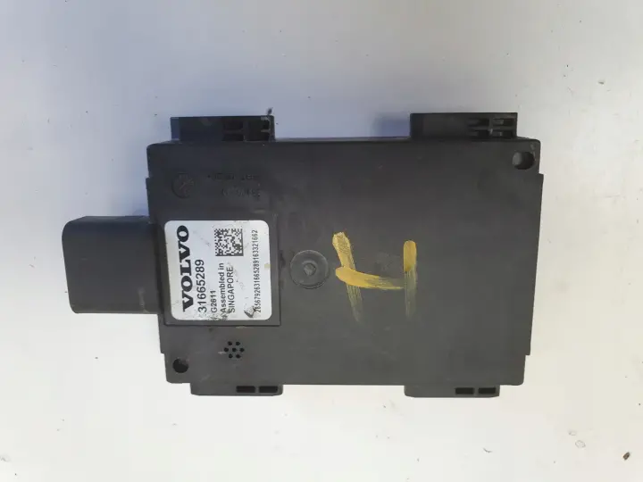 fb73a487a2be43bac88adb3cd2cd7d08