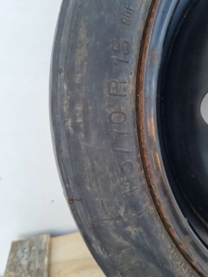dba70890a59f671e4faf44b19941ff85