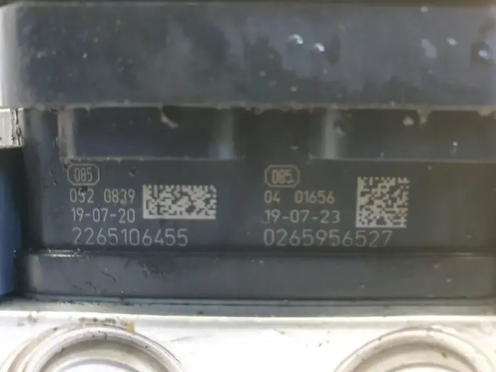 7b27c22cbb5c1b87cac963c76759657f