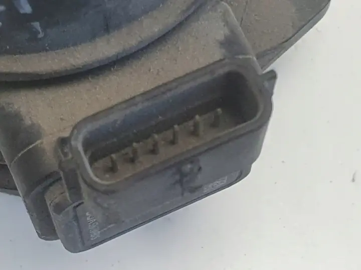 e82351782ff67f076f475108546abaaf