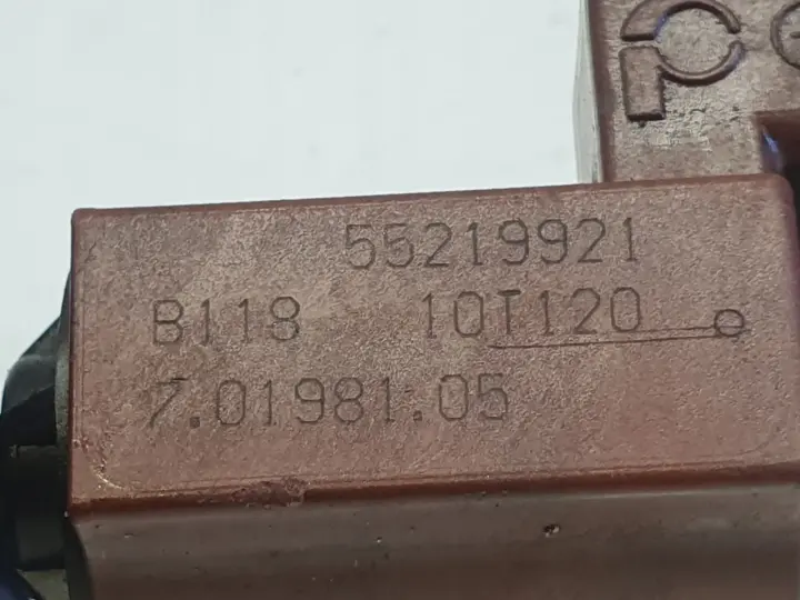 560cd21a6ef03320d729a79237e3222e