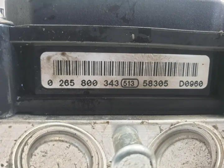 e03d84e0e6b152f3523940e27d55250a