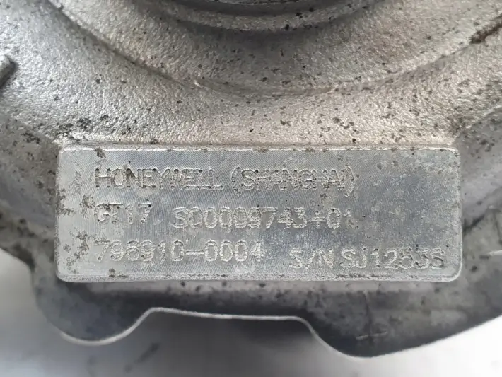 c324f7cb15cf5d02327d9711367754de