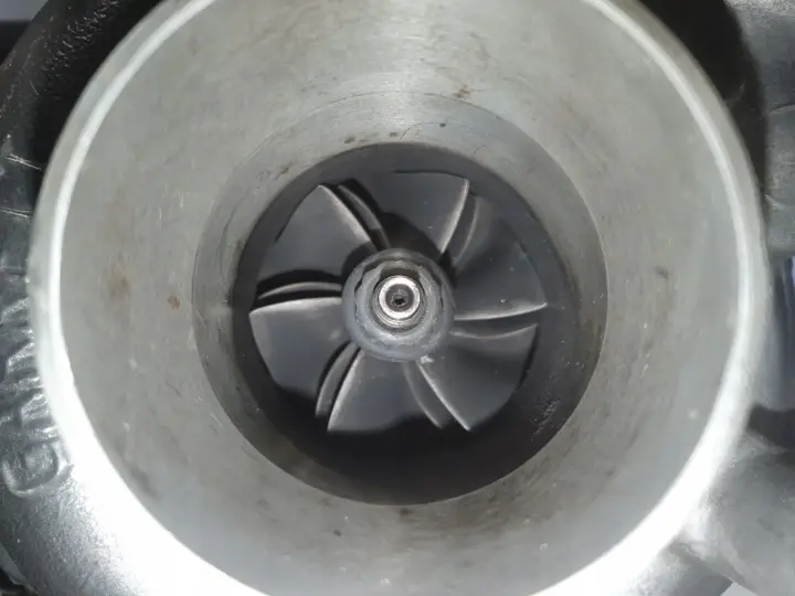 3046715d8e33017c0ca41d7c60d9d523