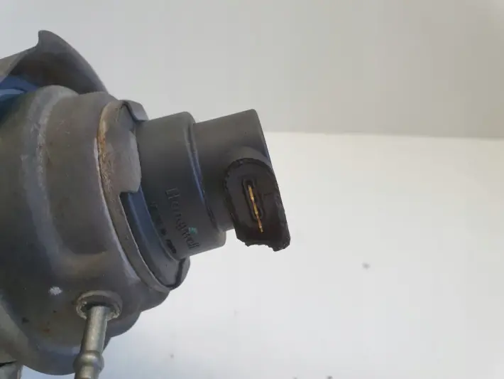 8620dd08a6123db1f485d430701515db