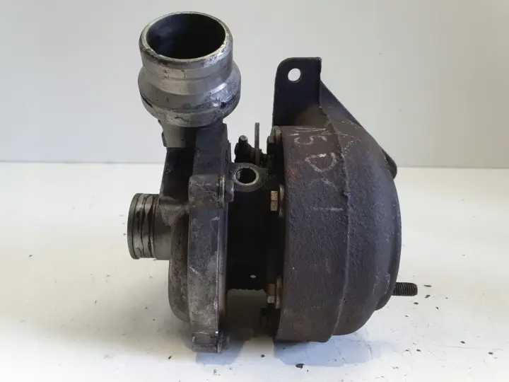 2b50d3cda4445c864412e1f492f8e025